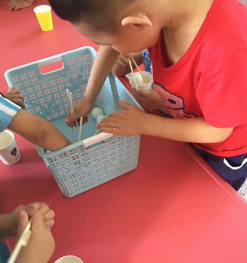 如何掌握乒乓球进杯子技巧（提高命中率的关键方法和技巧）