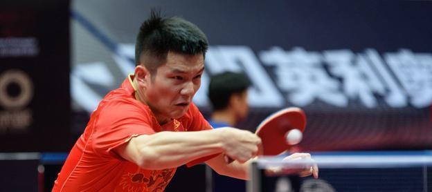 乒乓球技巧大揭秘（掌握横拍接发的窍门，提升乒乓球水平）