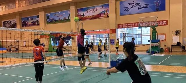 排球拦网起跳动作要领（打造高效拦网技术，掌握关键一步）