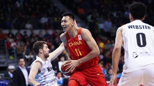 中国篮球第一防守王者（揭秘中国篮球最佳防守球员以及他的霸气守卫技巧）