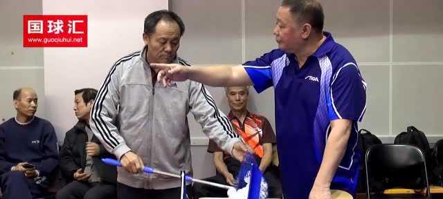乒乓球技巧大揭秘（让你击败对手，掌握横拍推挡的秘诀）