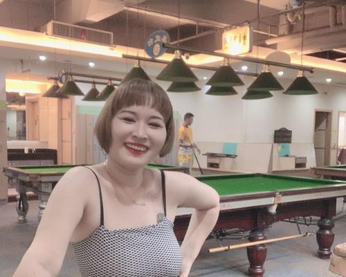 女生如何有效使用胸贴进行篮球防守（掌握技巧，成为篮球场上的防守之星）