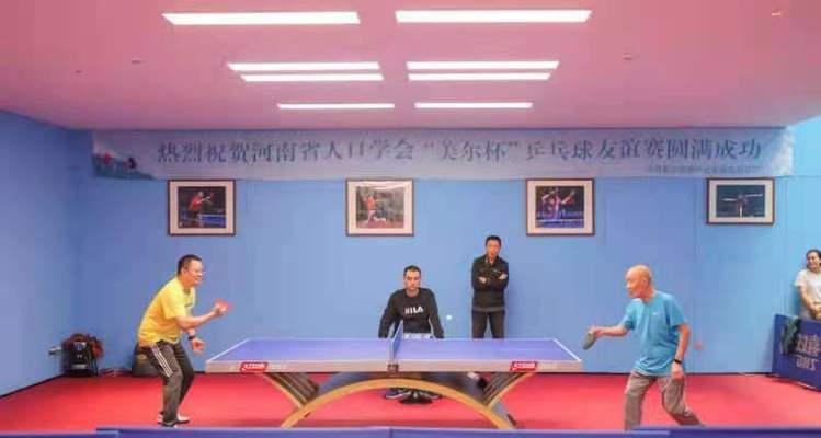 提高街头扔乒乓球进杯技巧的方法（掌握准确度与力量的关键，让你成为乒乓球王者）