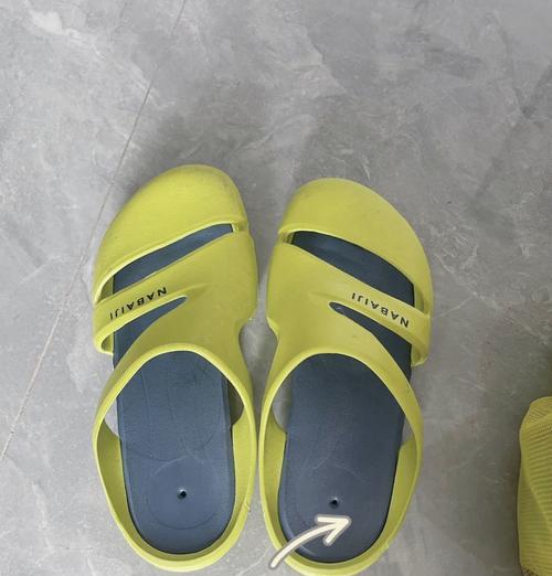 新手游泳如何选择合适的装备（掌握游泳装备的关键技巧，轻松开启游泳之旅）